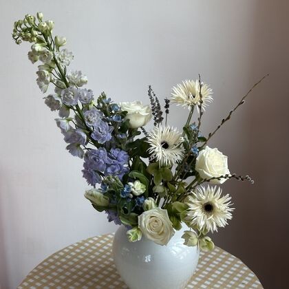 Цветы в вазе