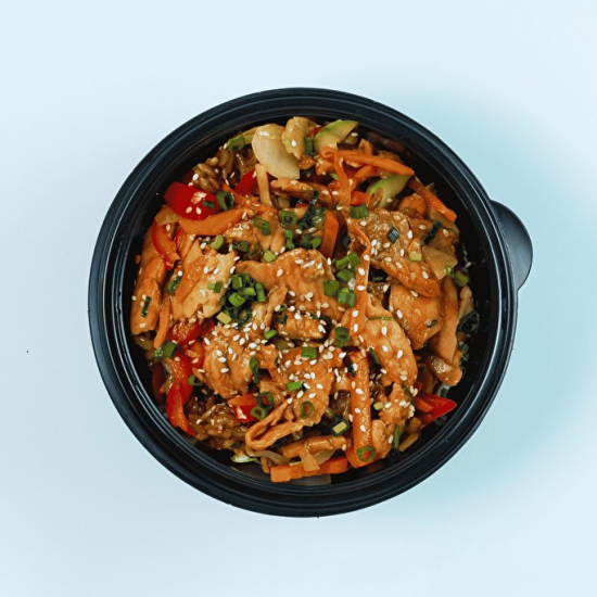 Вок с лососем (лапша)