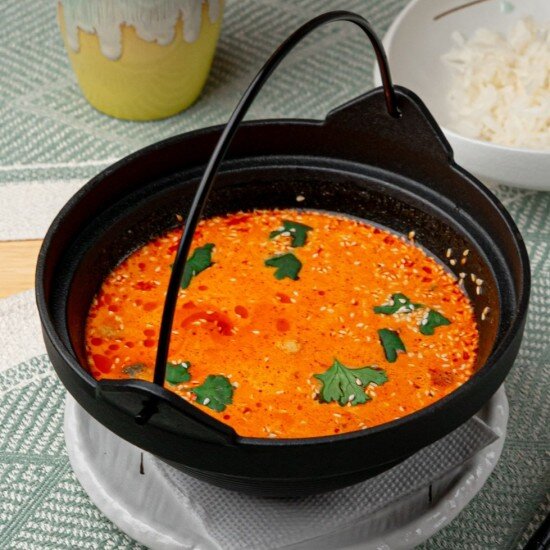 Том Ям Джей