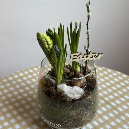 Пасхальная композиция в стекле