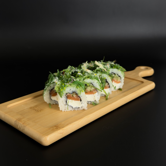 «Чука ролл с лососем»