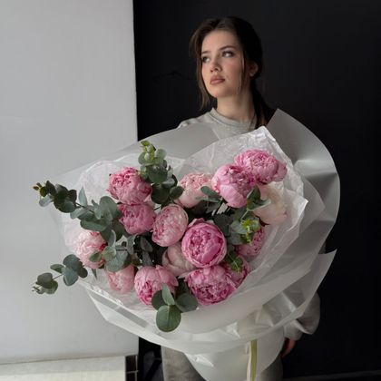 Букет из пионов, 15шт