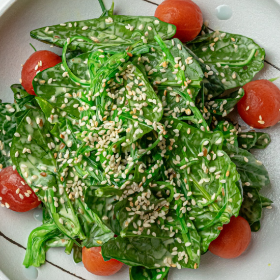 Салат чука со шпинатом