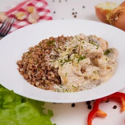 Курица в сметанном соусе