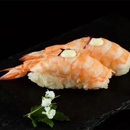 Суши с креветкой