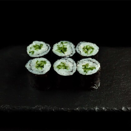 Хосомаки с огурцом