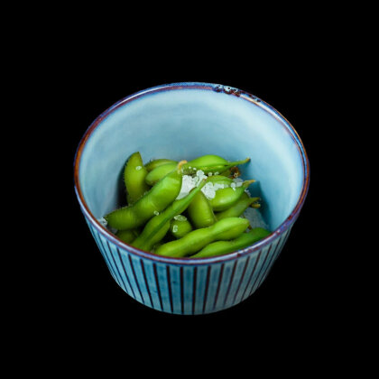 Бобы эдамаме с морской солью