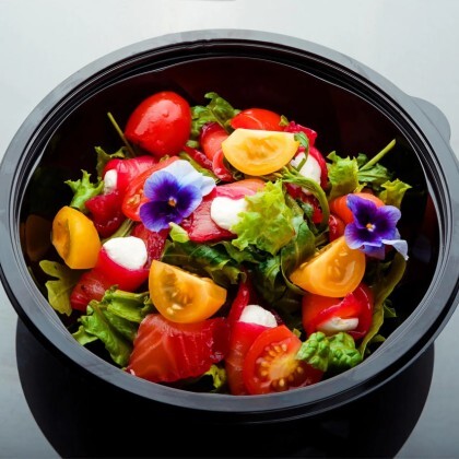 Салат с лососем «Гравлакс»