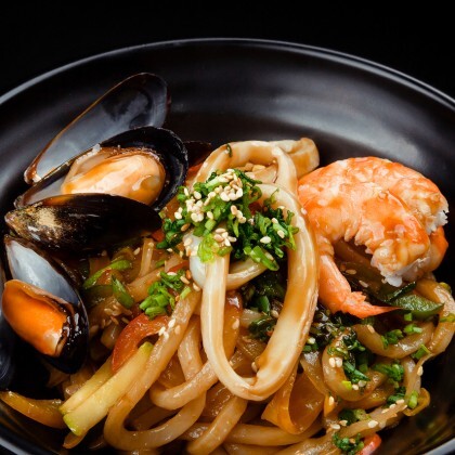 Удон с морепродуктами