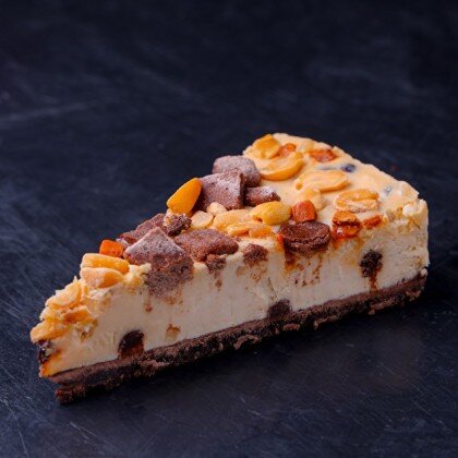 Чизкейк карамельный с арахисом