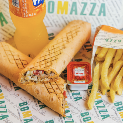 Комбо Сырный (донер сырный + Фри + соус + Напиток 0,5 на выбор)