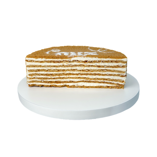 Половина торта  "Медовый"