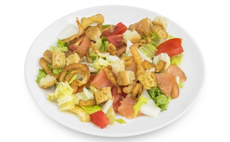 Салат "Хруст" с семгой