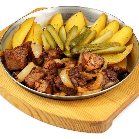Баранина на сковороде