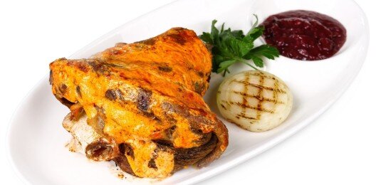 Баранья рулька в аджике