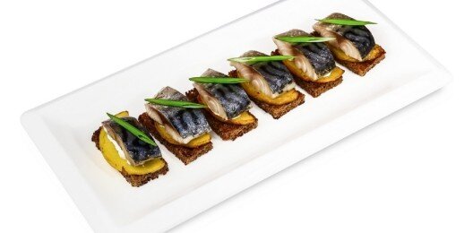Тосты со скумбрией