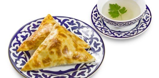 Самса по-узбекски с бульоном 2 шт.