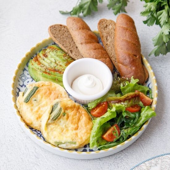 Авокадо таңғы асы / Завтрак с авокадо