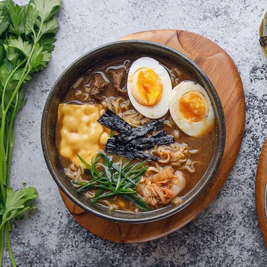 Ірімшік қосылған рамен/Рамен с сыром