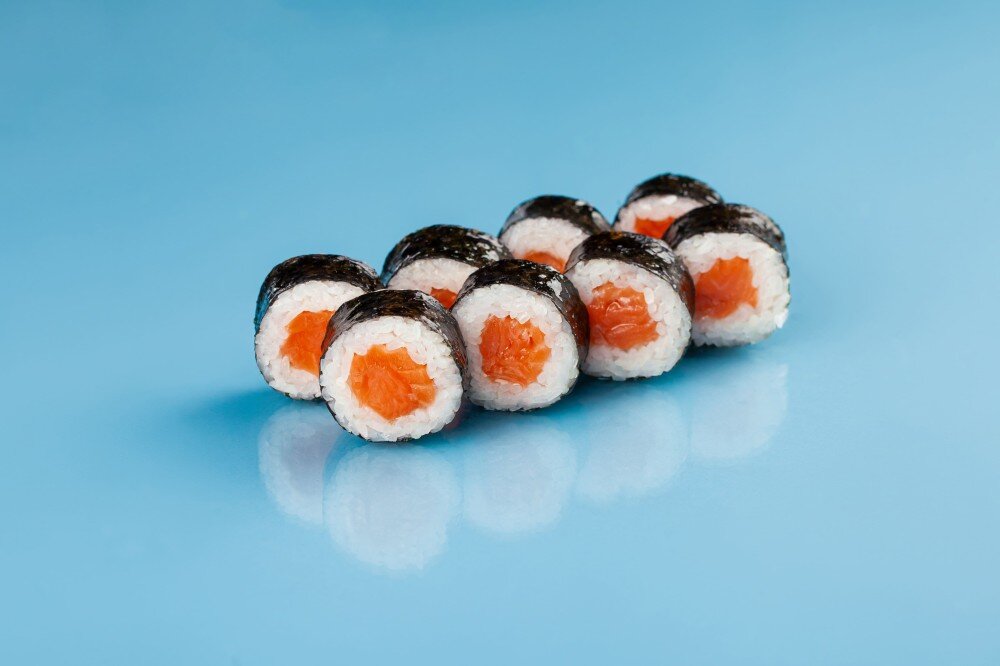 Ролл с лососем (п)