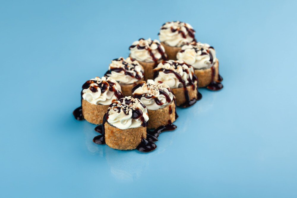 Жареный с угрем и сыром (п)