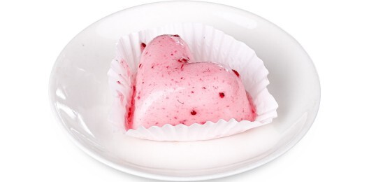 Пирожное "Малиновое сердце"