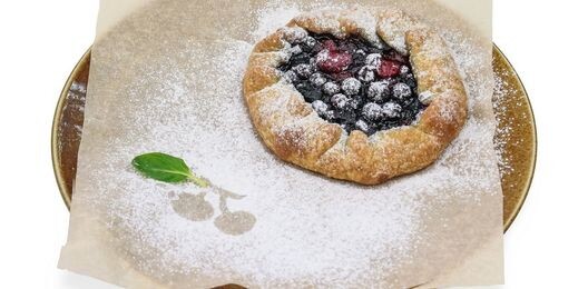 Десерт "Ягодная калитка"