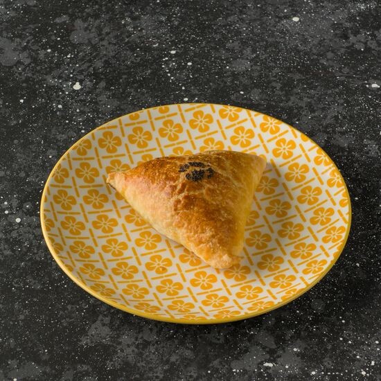 Самса с говяжьим мясом