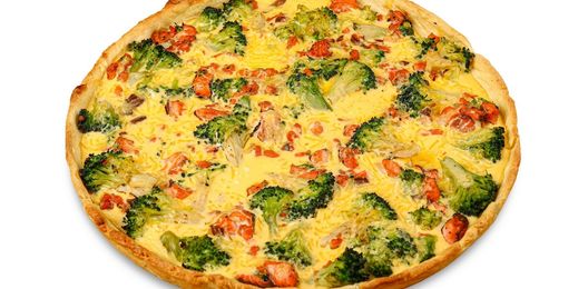 Киш с форелью и брокколи