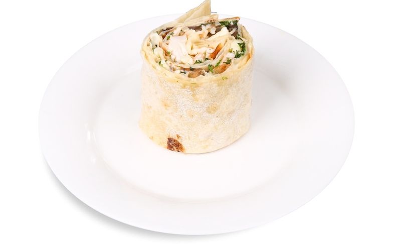 Рулет с курицей и грибами