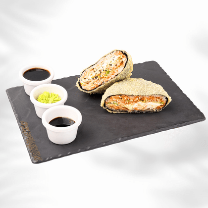 Суши-бургер с семгой