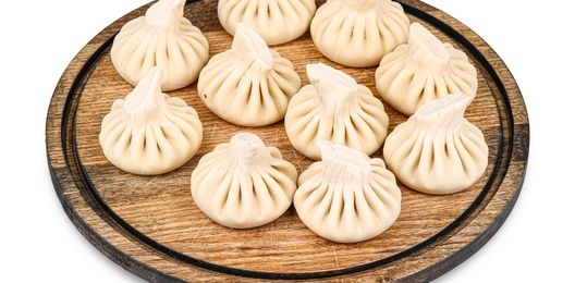 Хинкали из курицы и говядины