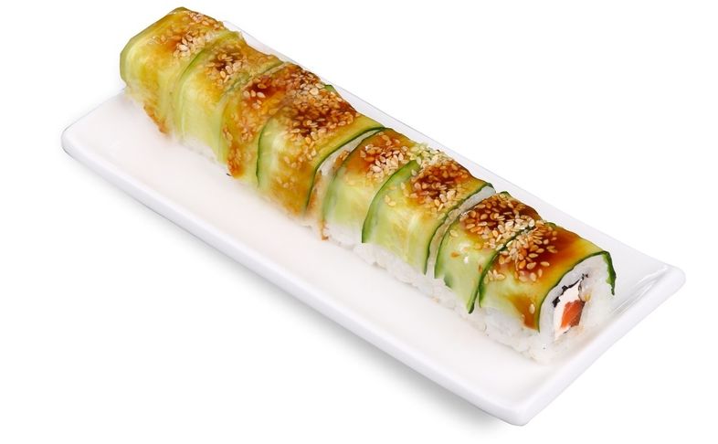 Роллы с семгой и огурцом