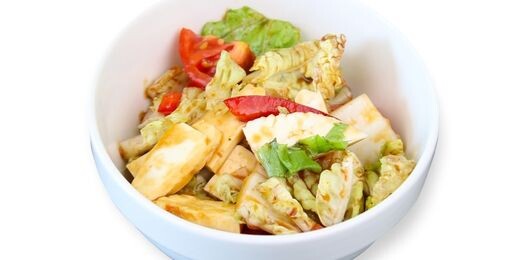 Салат с брынзой и овощами