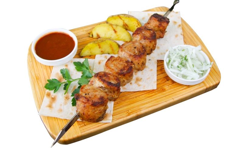 Шашлычные рулетики из курицы