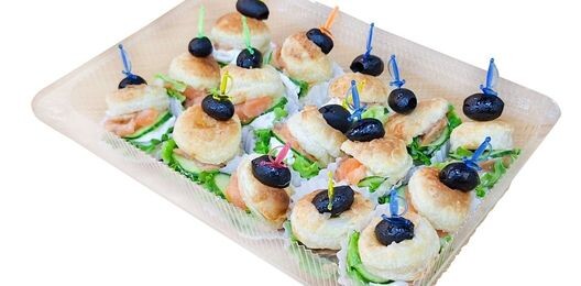 Канапе "Ракушка" с семгой (15 шт)