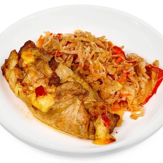 Рулет куриный с сыром и помидорами