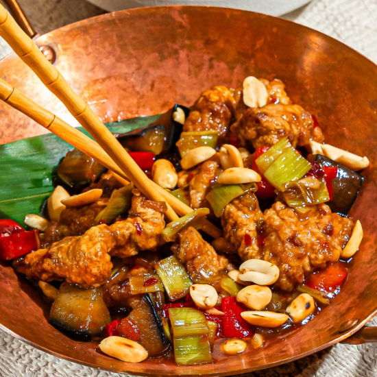 Курица Кунг Пау