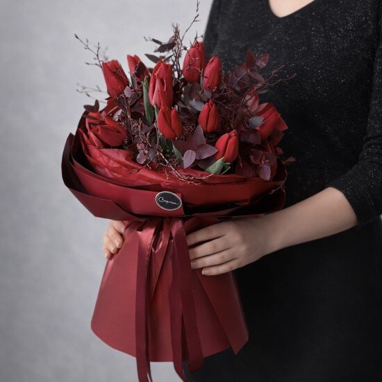 Букет «Hari» с тюльпанами