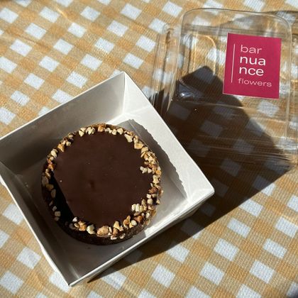 Тарт сникерс