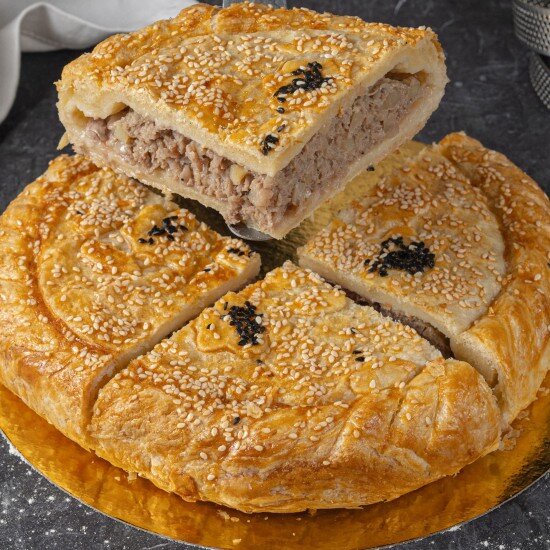 Пирог с говядиной и картофелем