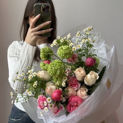 Летний букет с пионами