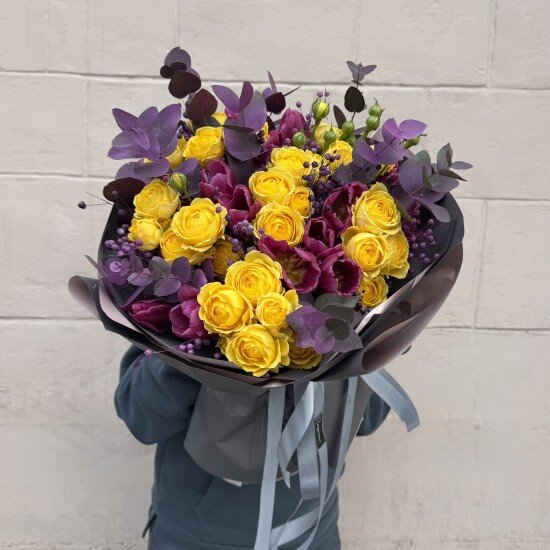 Букет «Selenga» с тюльпанами