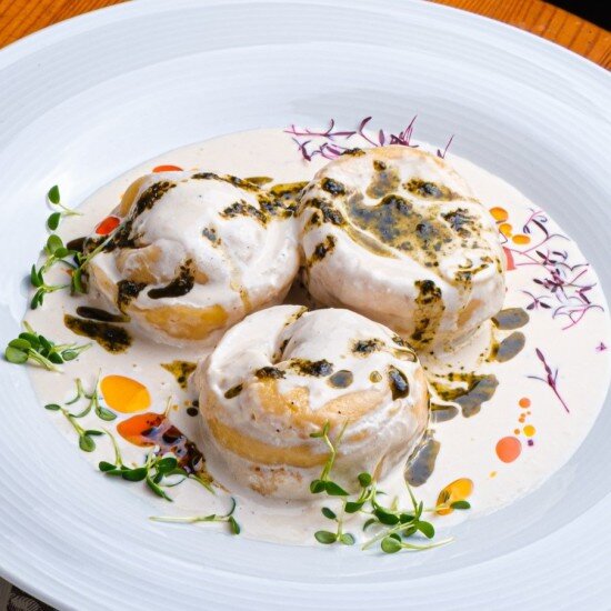 Равиоли с моцареллой,цукини и вялеными томатами