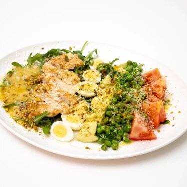 Американский Кобб с курицей