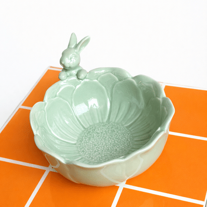 Чаша с зайчиком
