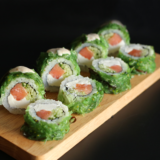 «Чука ролл с лососем»