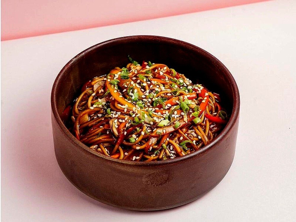 Tərəvəzli Wok