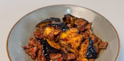 Телятина с баклажанами