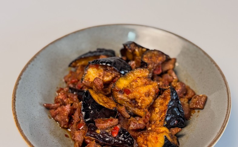 Телятина с баклажанами